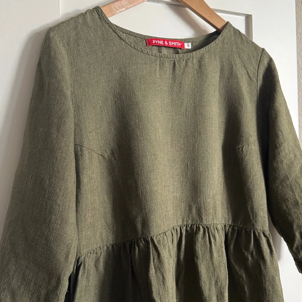 Pyne & Smith moss green below the knee dress. Linen Medium. Fragrance free home. - Picture 3 of 4